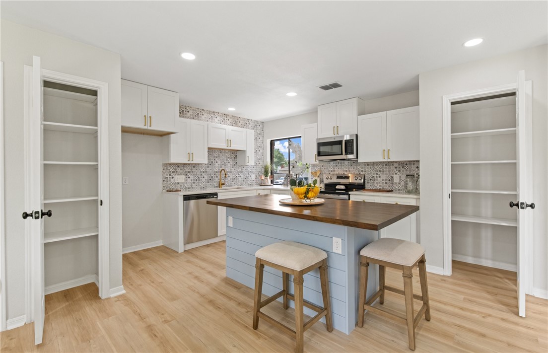 4530 Megal Dr Property Photo 7