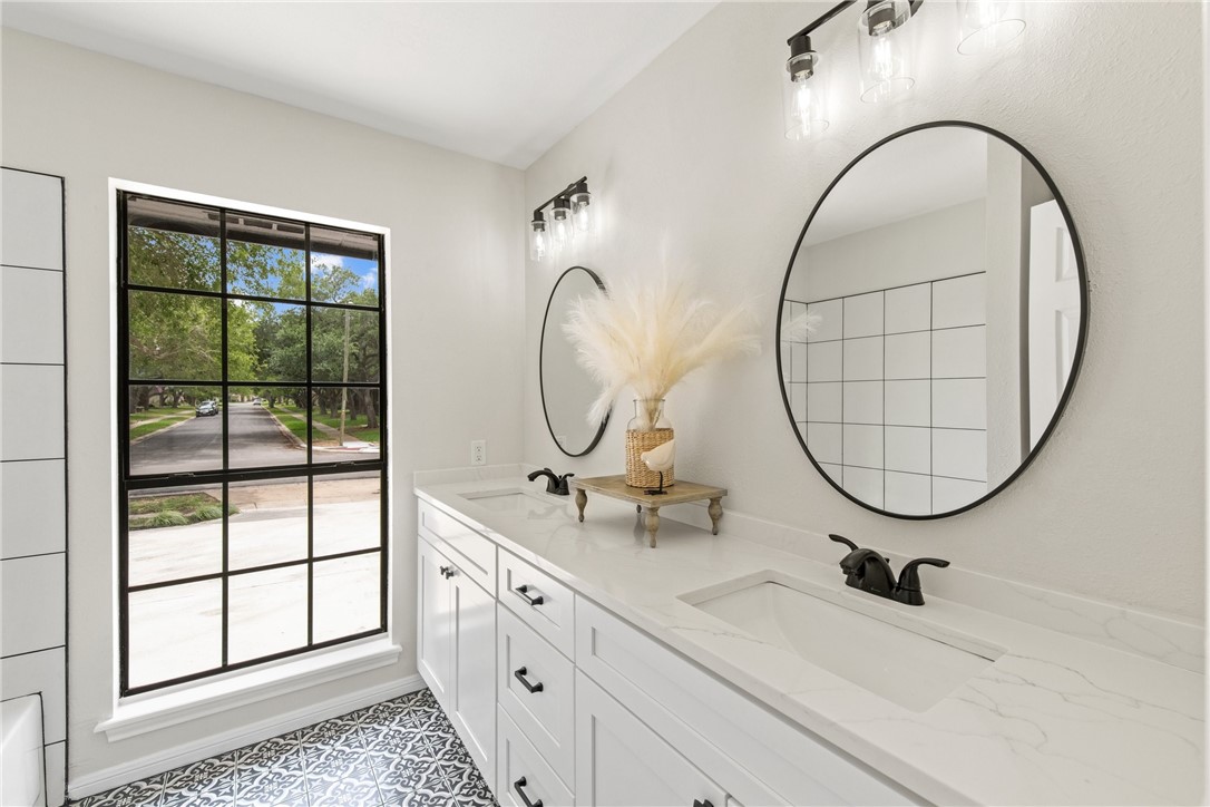 4530 Megal Dr Property Photo 25