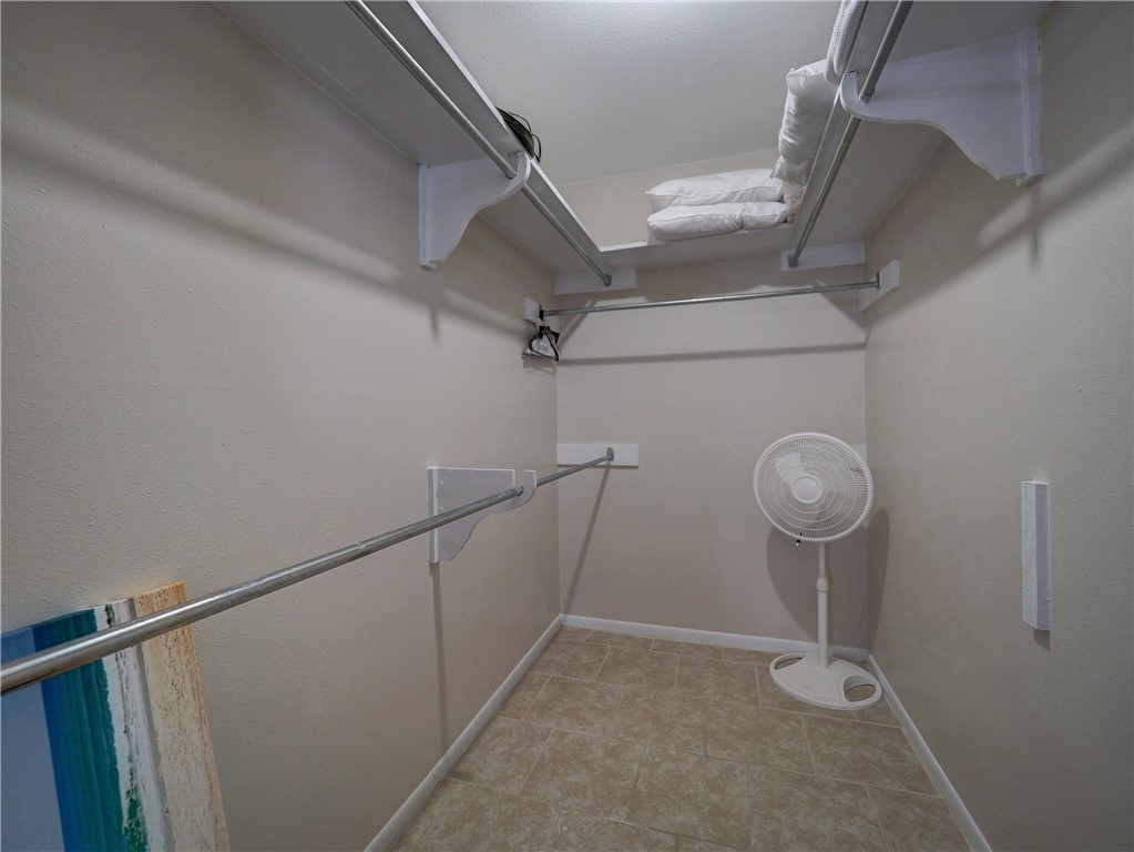 517 W Avenue E Property Photo 15