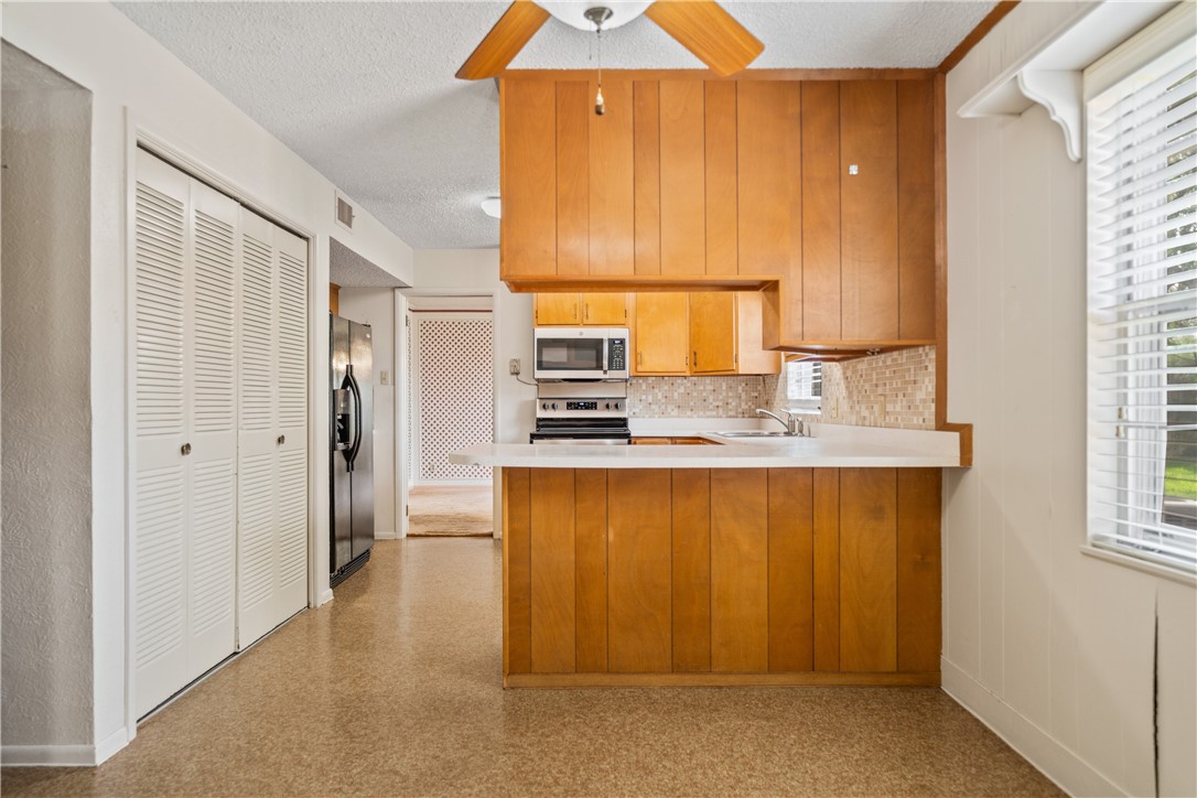 1112 David St Property Photo 18