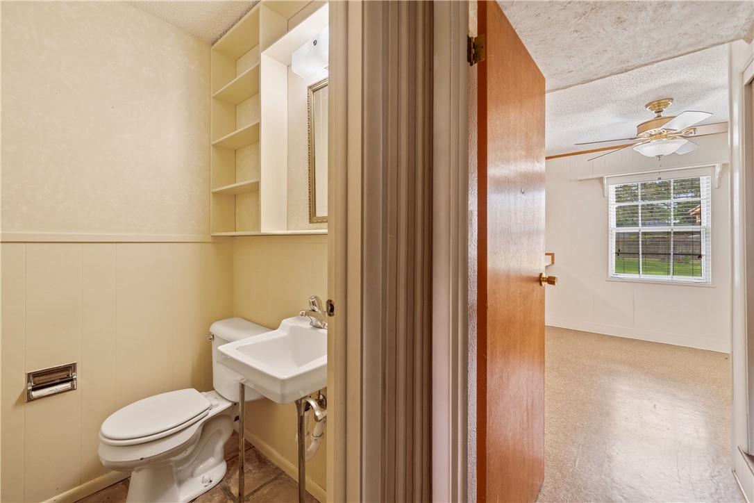 1112 David St Property Photo 19