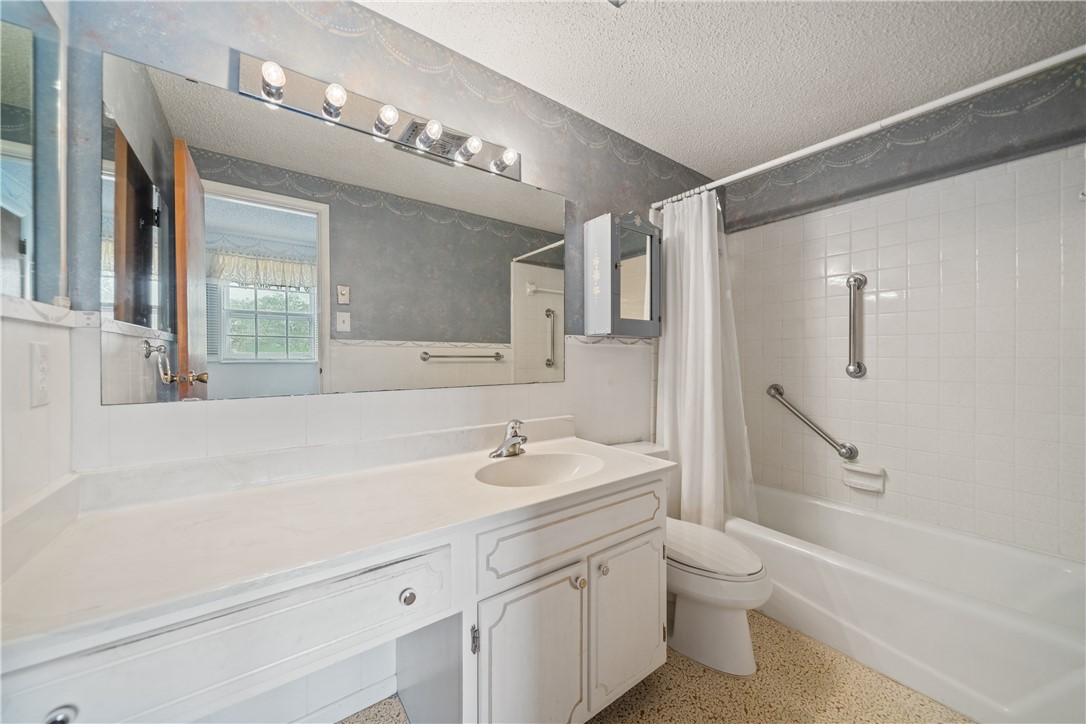 1112 David St Property Photo 23
