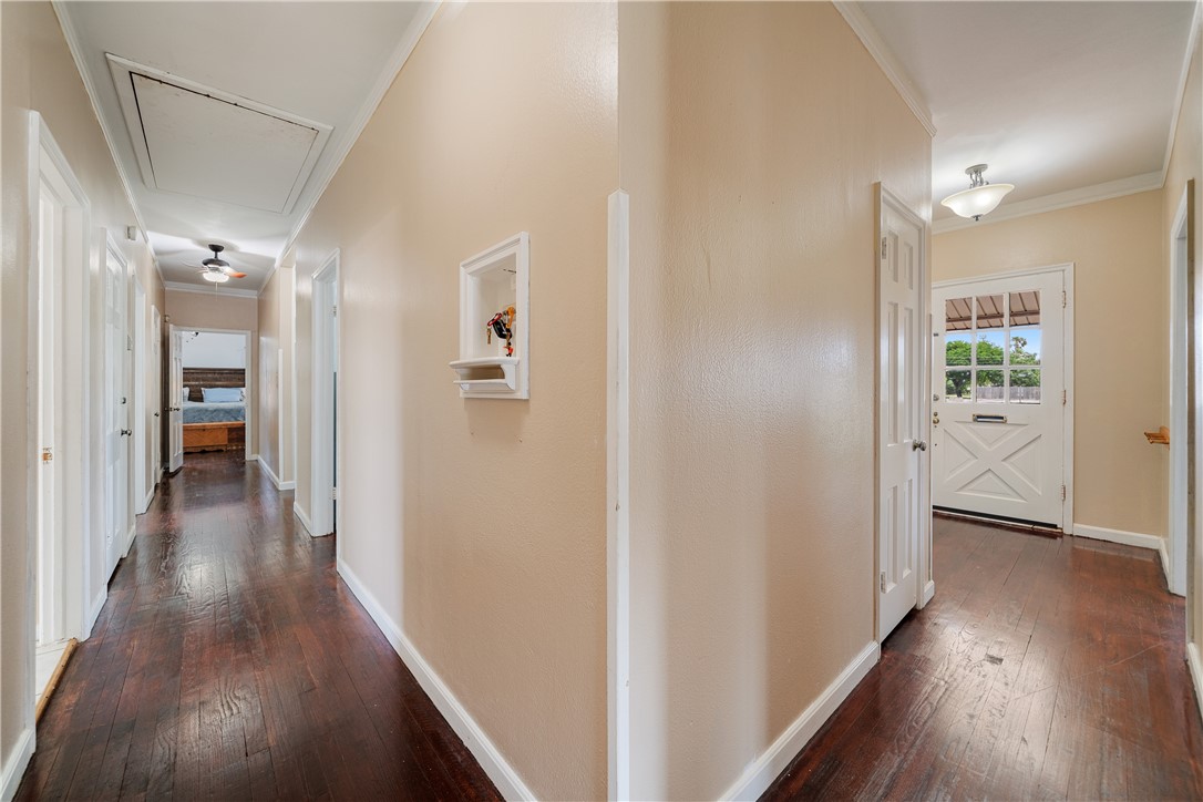 730 W Avenue A Property Photo 15