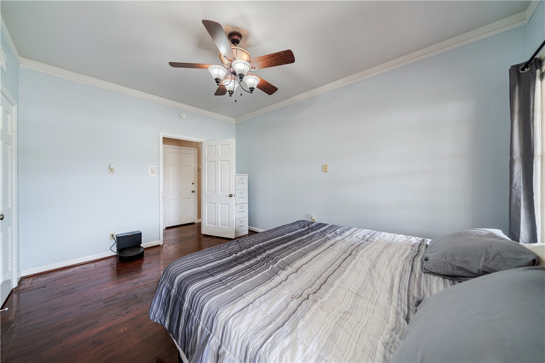 730 W Avenue A Property Photo 17