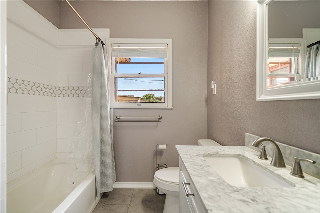 730 W Avenue A Property Photo 22