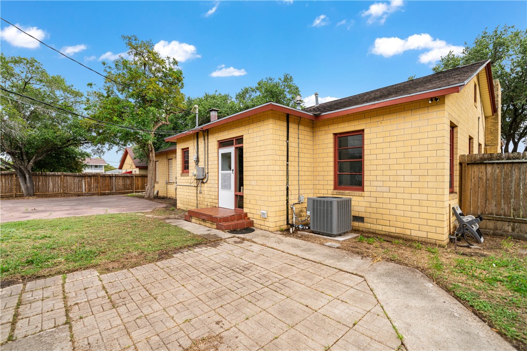 730 W Avenue A Property Photo 31