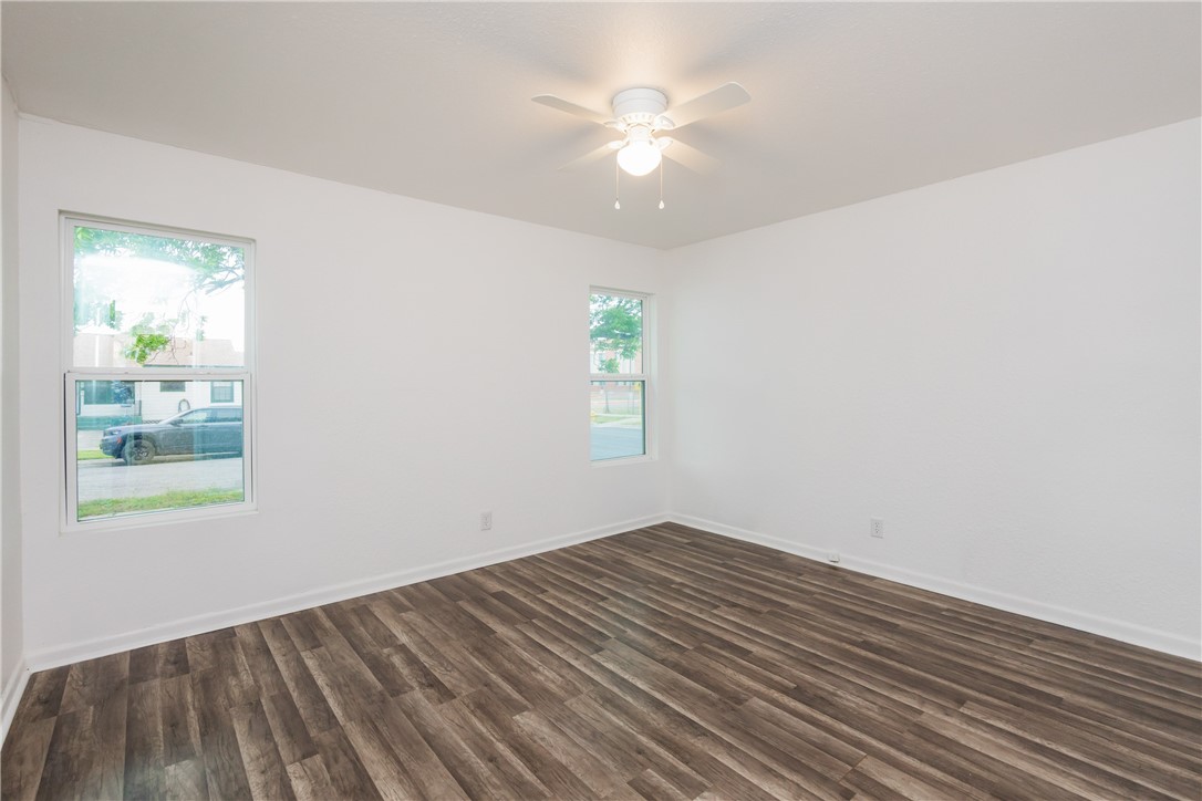 4845 Johnston Dr Property Photo 13