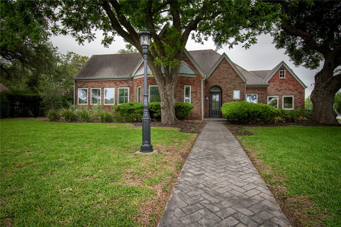 261 Louisiana Ave Property Photo