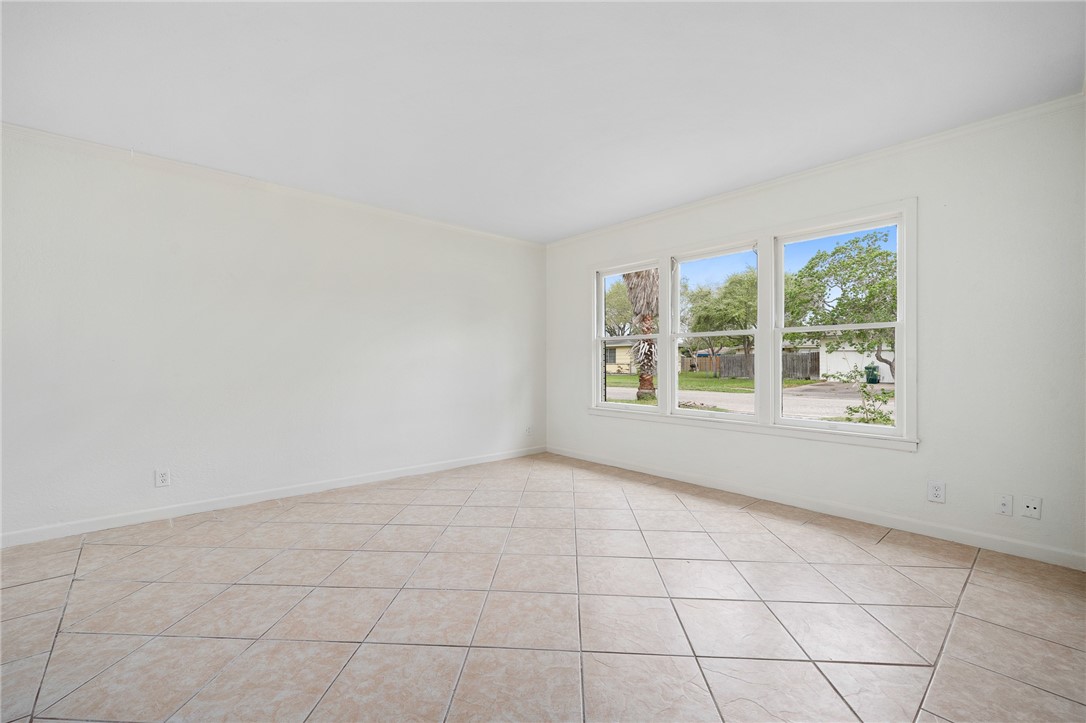 4837 Monette Dr Property Photo 5