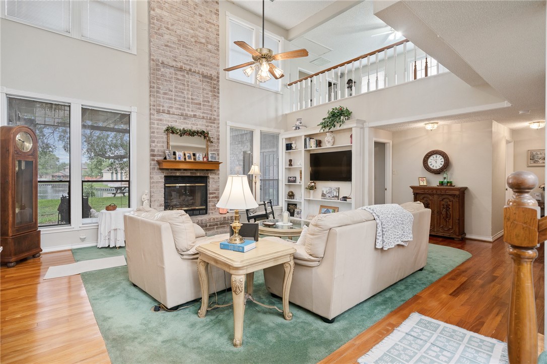 4510 Canyon Lake Circ Property Photo 7