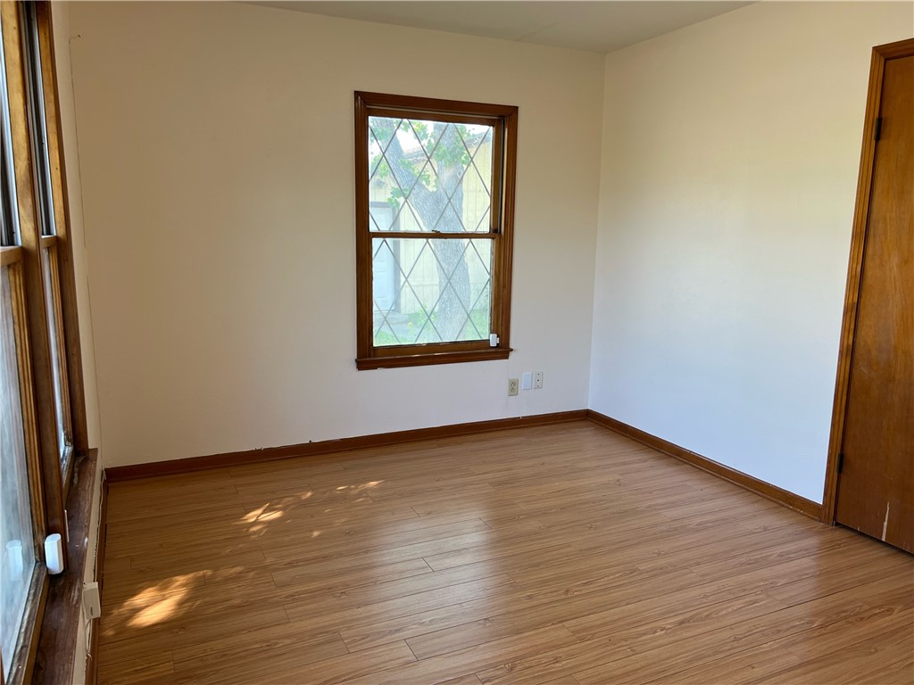10801 Mayfield Dr Property Photo 13