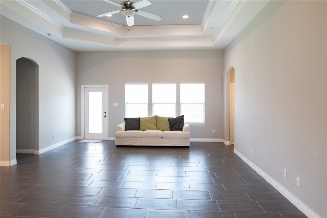 6734 Battery Park Ct Property Photo 4