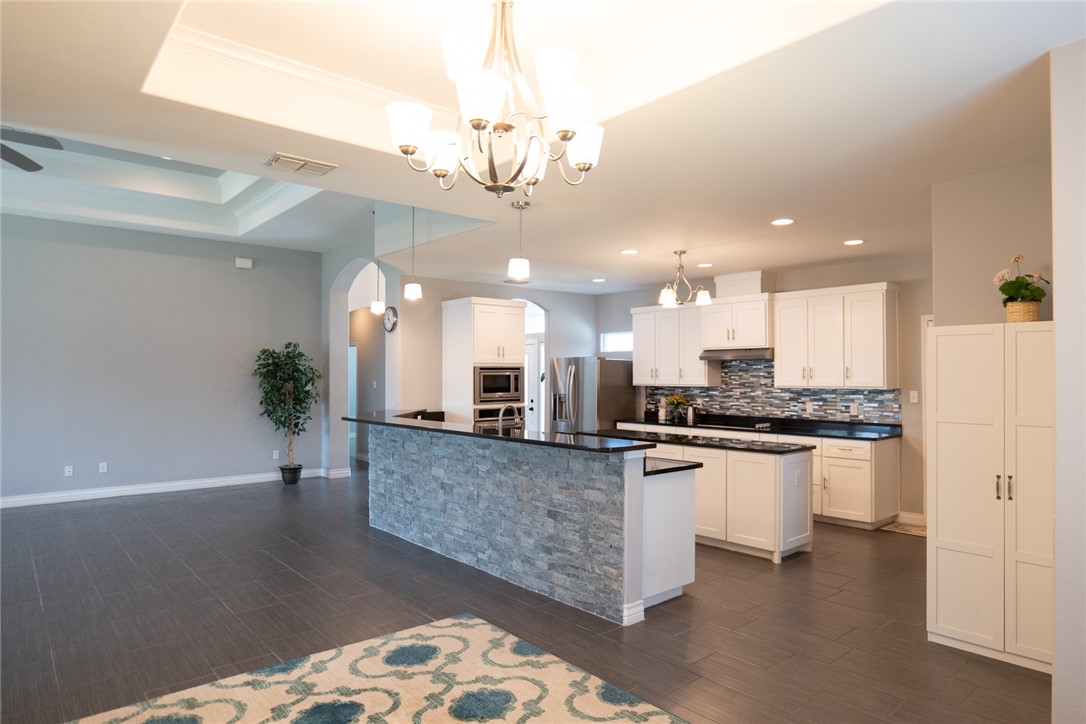 6734 Battery Park Ct Property Photo 6