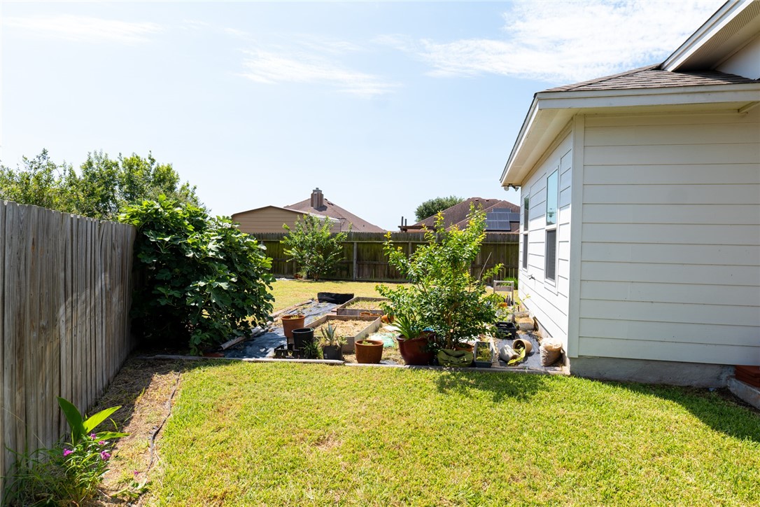 6734 Battery Park Ct Property Photo 15