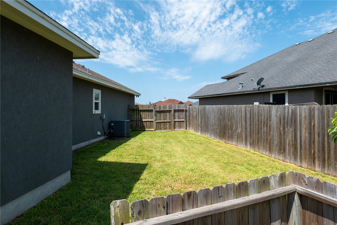 6734 Battery Park Ct Property Photo 18