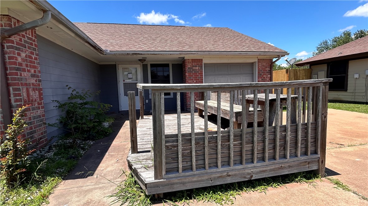 2993 Todd Circ Property Photo 4