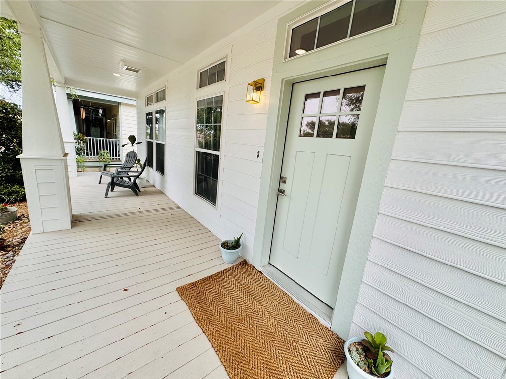 1522 Sea Oak Dr Property Photo 4