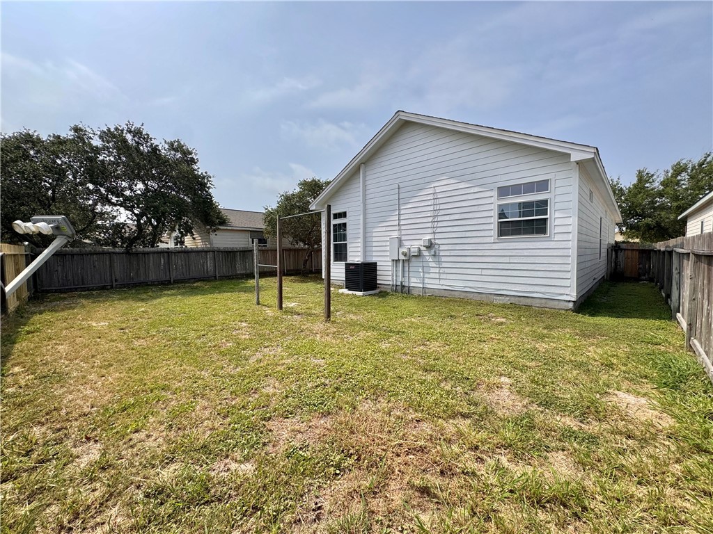 1522 Sea Oak Dr Property Photo 19