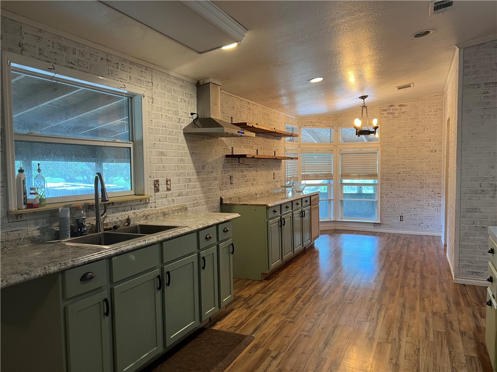 2311 Holden Road Property Photo 3