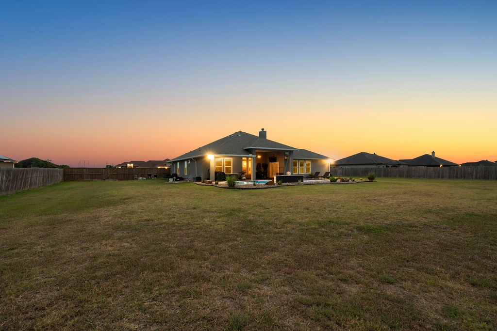 3726 Amanda Property Photo 37