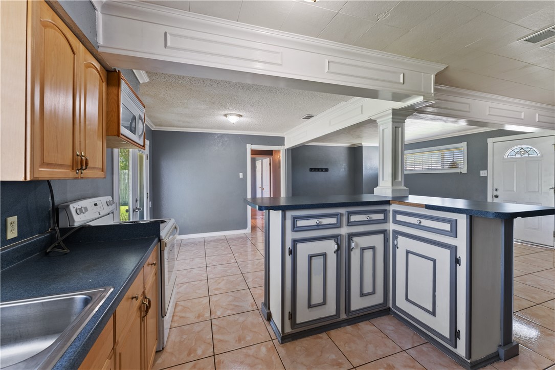 938 Woodlawn Dr Property Photo 12