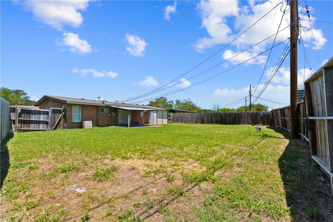 938 Woodlawn Dr Property Photo 26