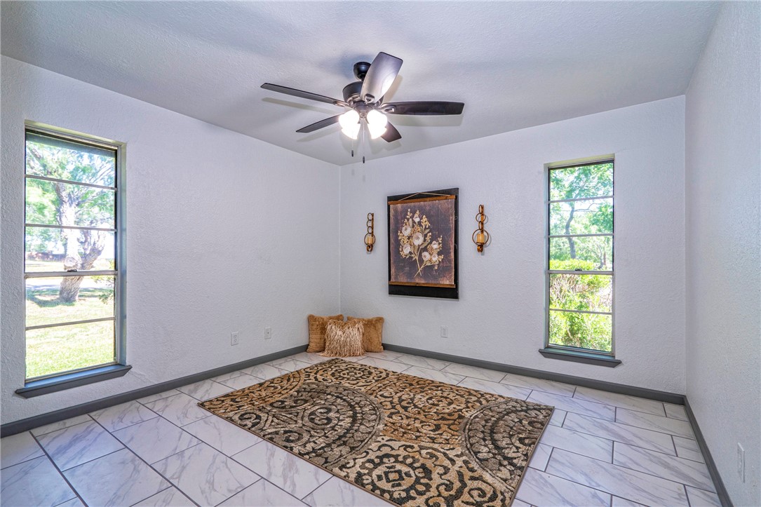 12129 Up River Property Photo 20