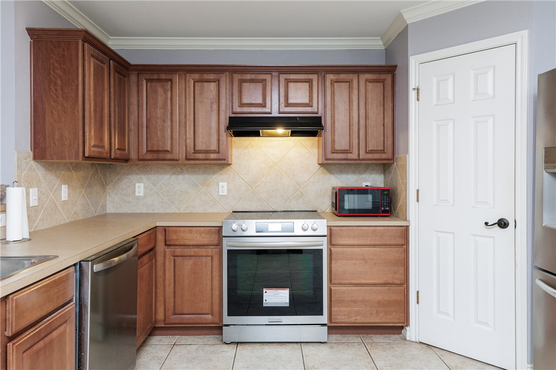 15414 Bedrock Dr Property Photo 7