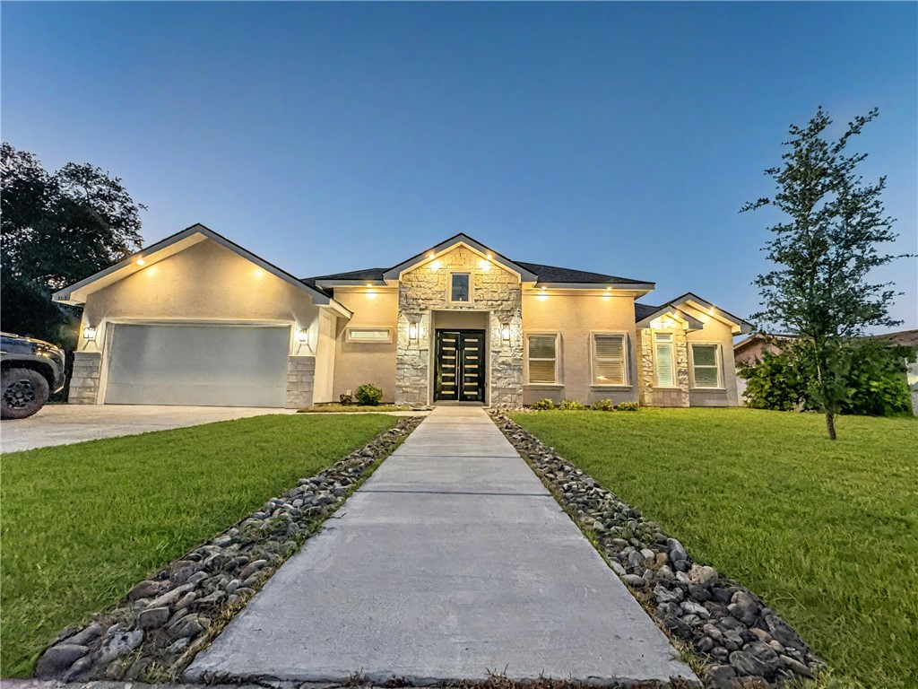 113 Gonzalez Dr