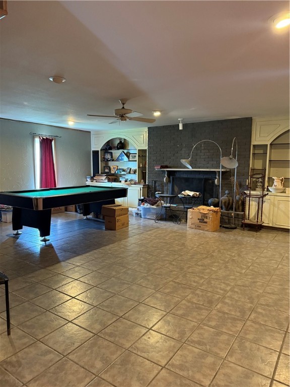 1208 N Woodlawn Dr Property Photo 8
