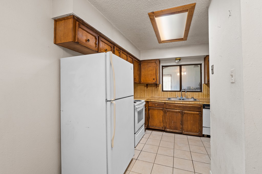 3317 Otranto Dr Property Photo 6