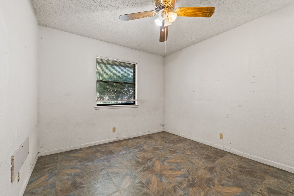3317 Otranto Dr Property Photo 11