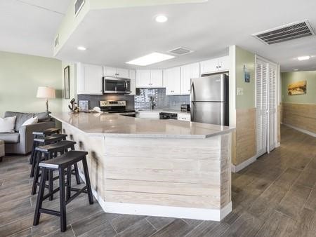 6745 Seacomber Dr 302 Property Photo 15