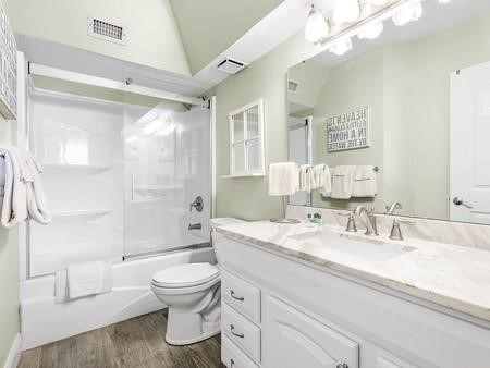 6745 Seacomber Dr 302 Property Photo 21