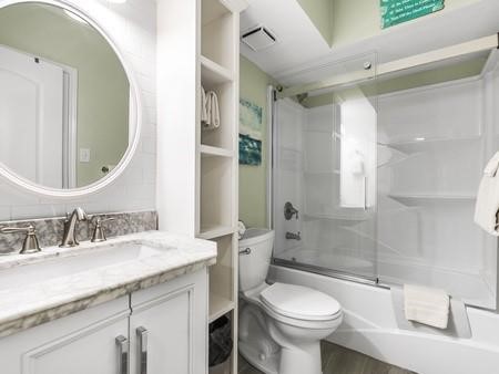 6745 Seacomber Dr 302 Property Photo 27