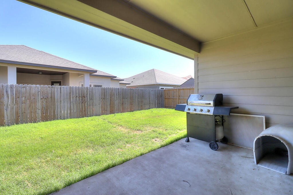 7510 Lasso Dr Property Photo 7