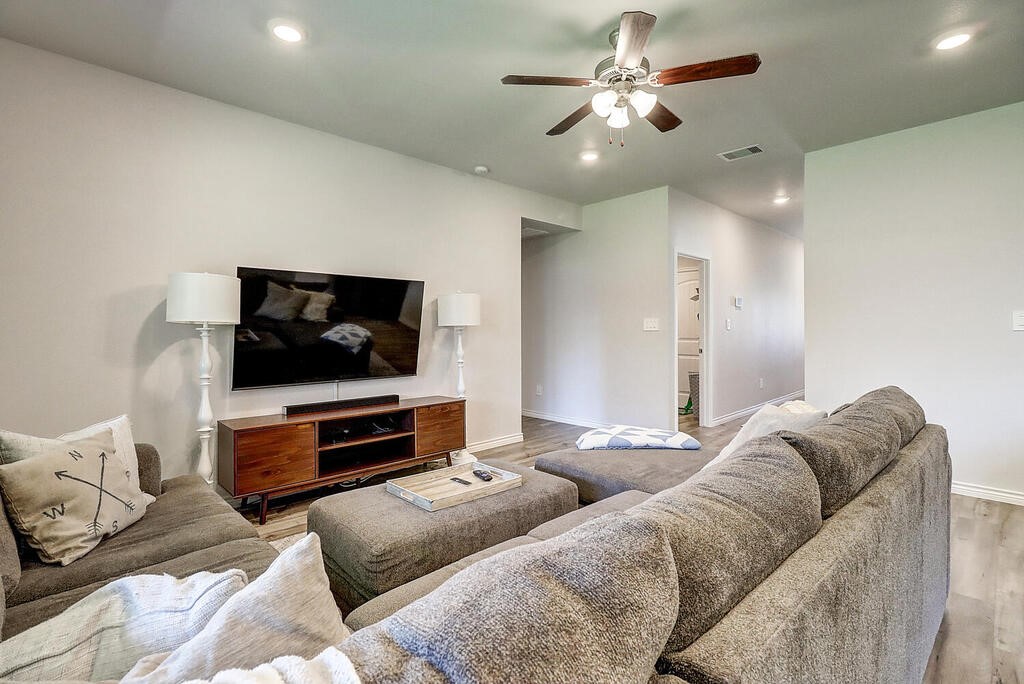 7510 Lasso Dr Property Photo 10