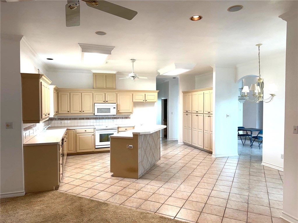718 Broadway Blvd Property Photo 6