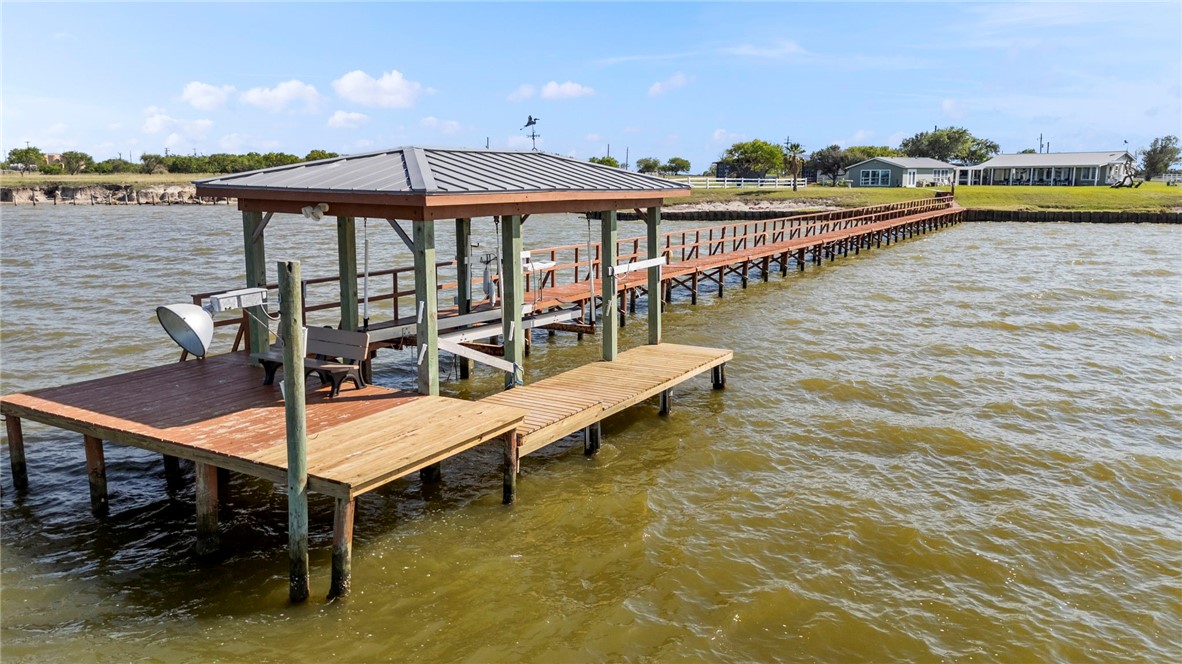 620 Egery Island Property Photo 3