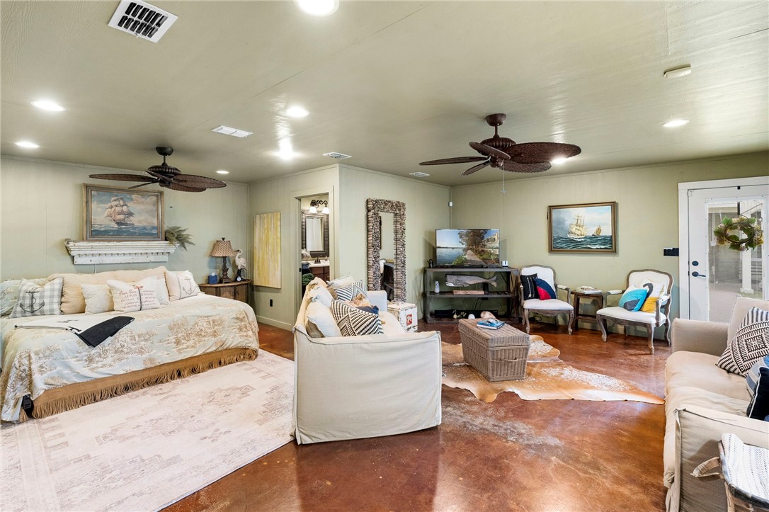 620 Egery Island Property Photo 25