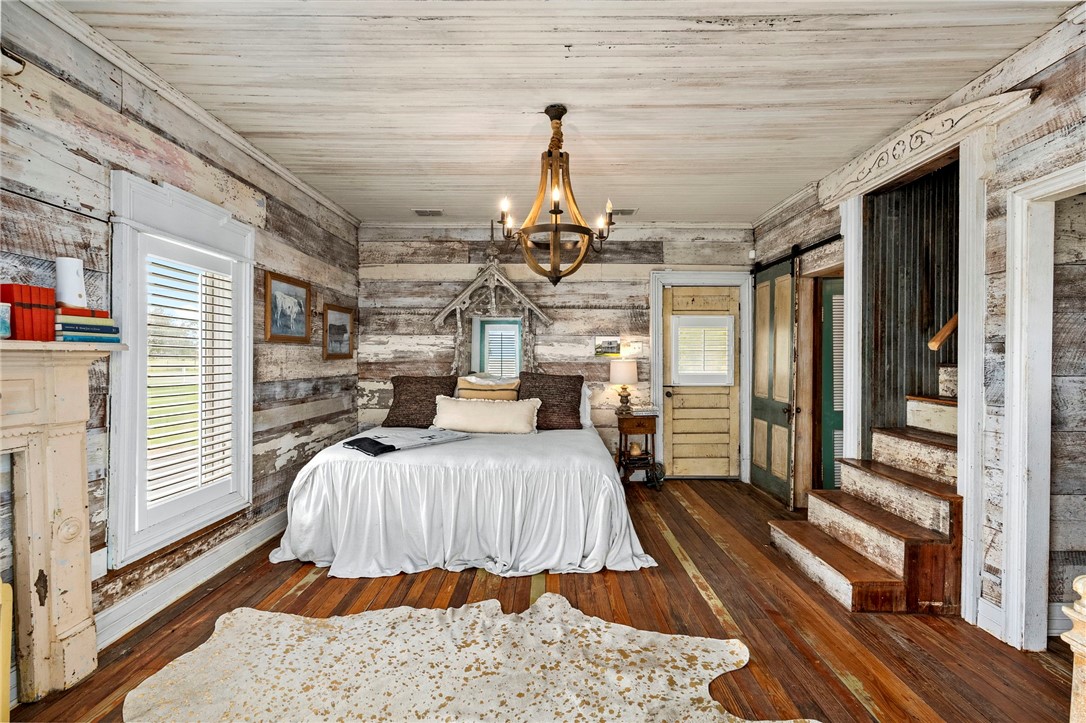 620 Egery Island Property Photo 33
