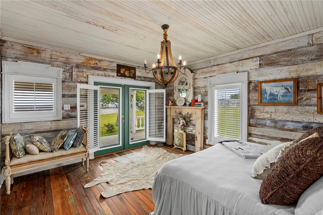 620 Egery Island Property Photo 34