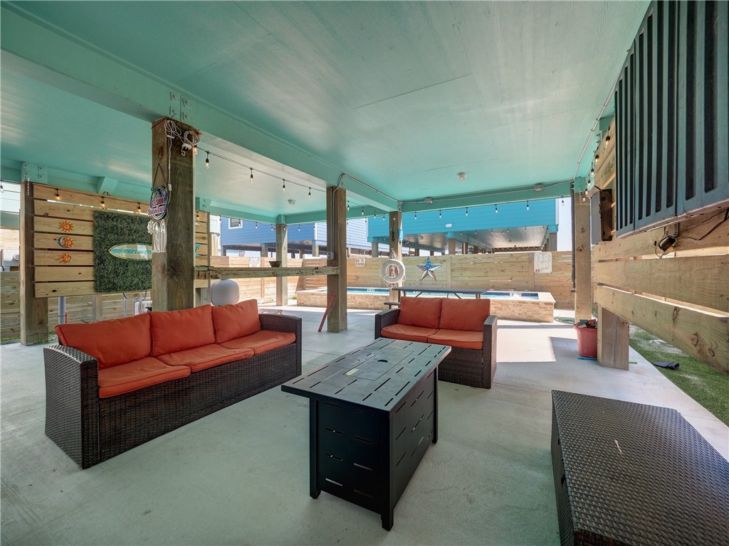 111 Redfish Property Photo 5