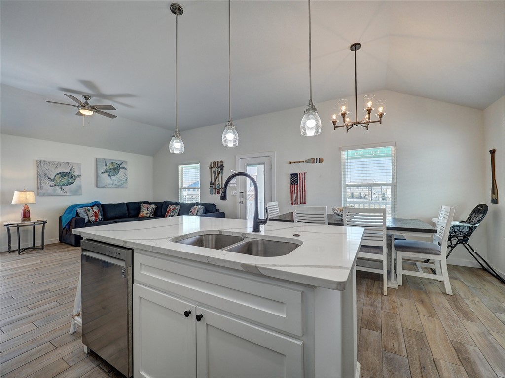 111 Redfish Property Photo 14