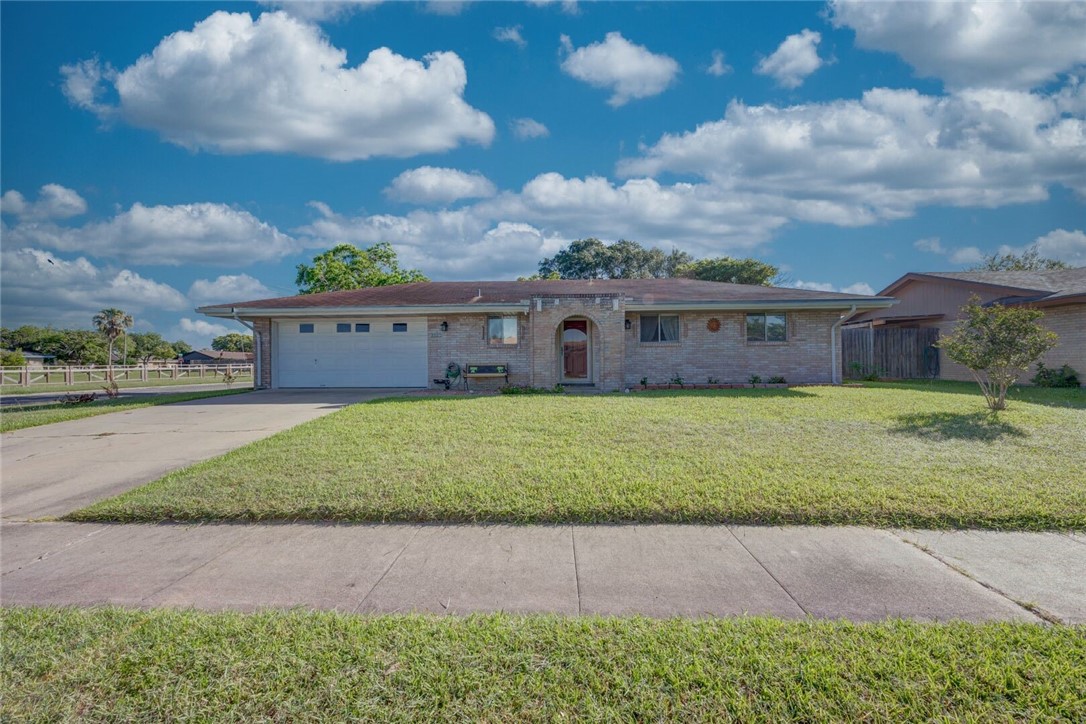 4402 Hickey Dr Property Photo 1