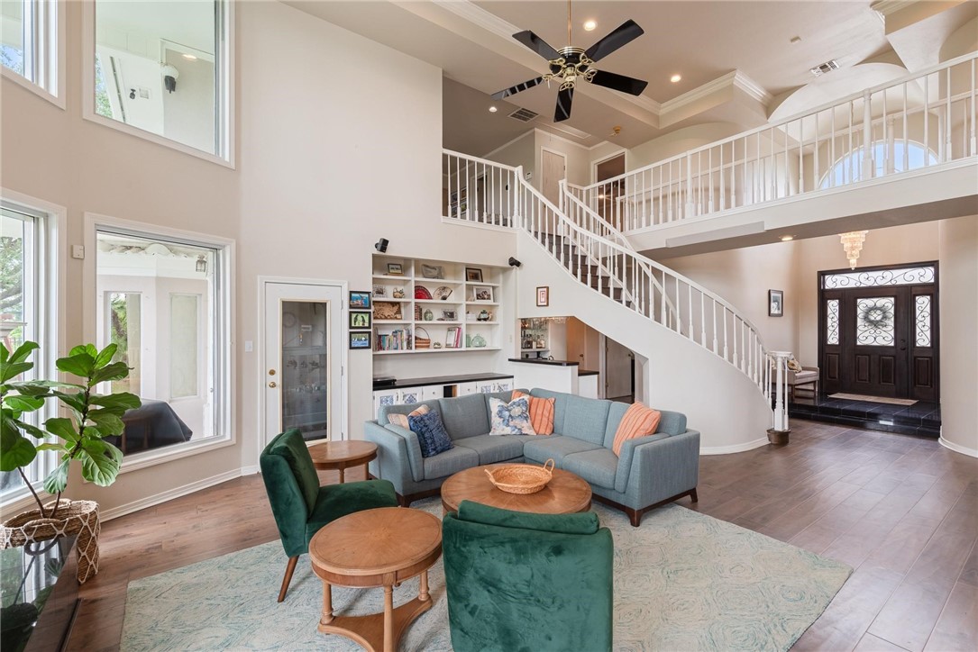 8018 Saint Laurent Property Photo 7