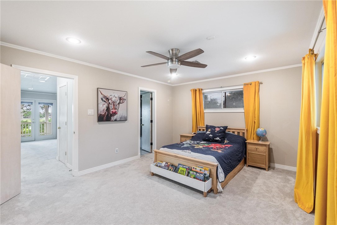 8018 Saint Laurent Property Photo 25