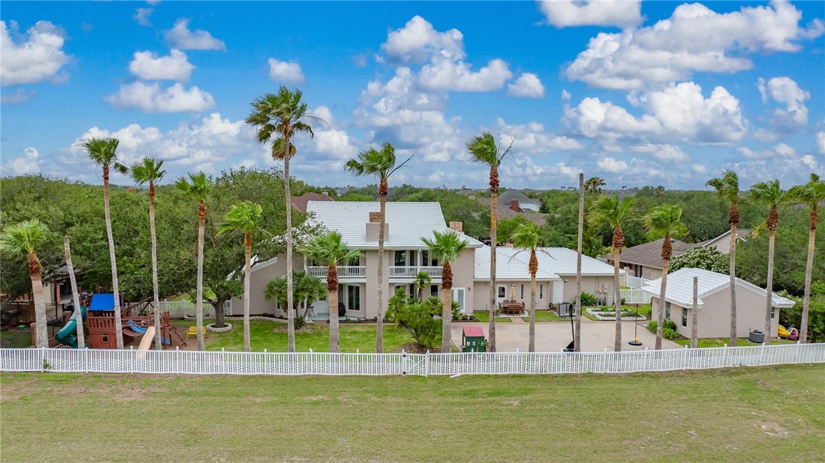 8018 Saint Laurent Property Photo 33