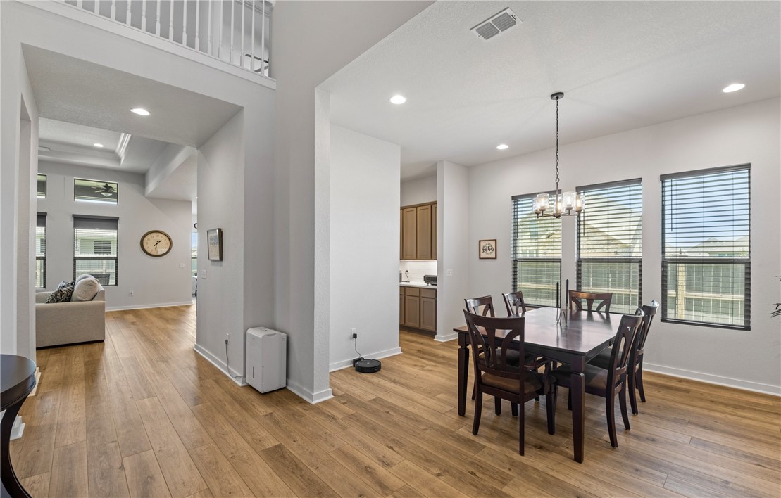 2601 Las Estrellas St Property Photo 3