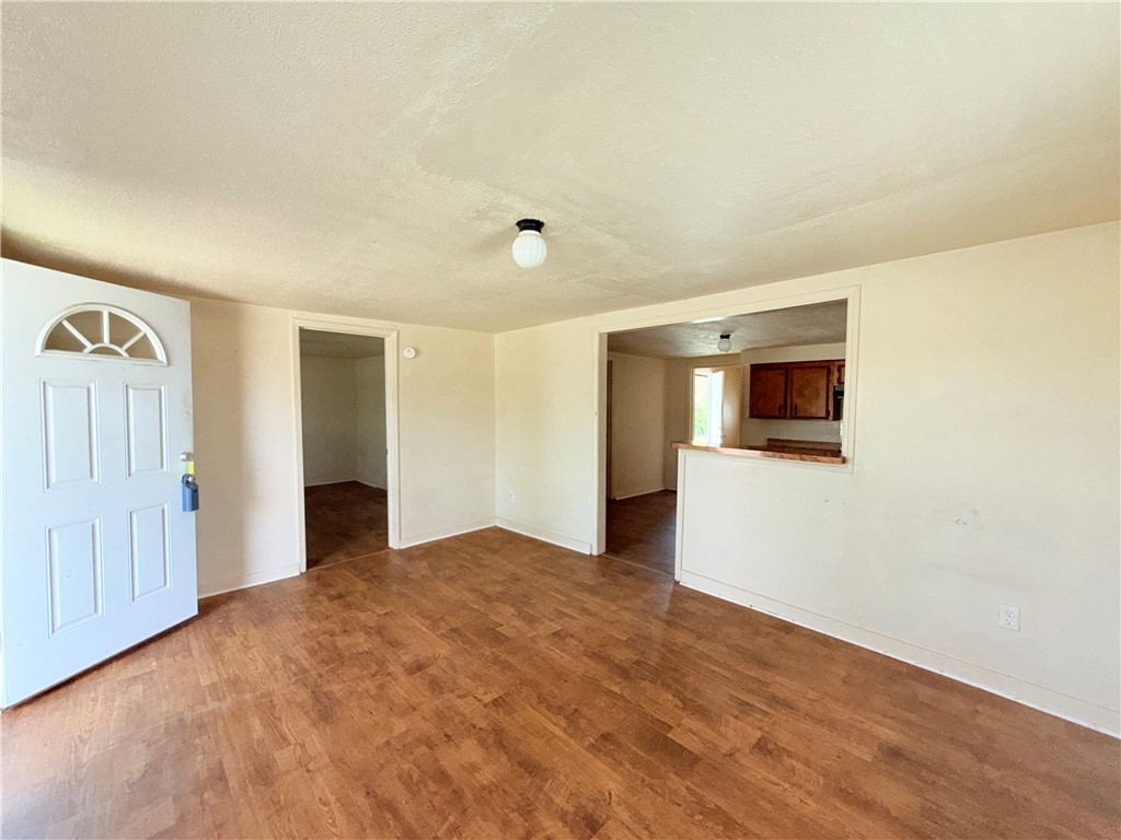 131 Algodon St Property Photo 4